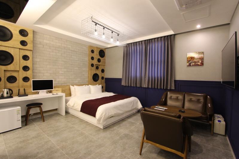Instar Tourist Hotel Τεγκού Εξωτερικό φωτογραφία